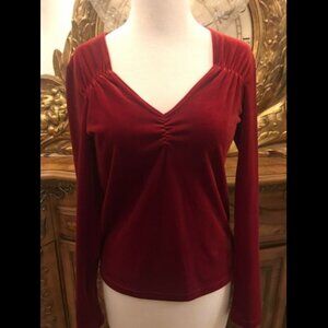 Willi Smith. Dark Red Velour Long Sleeve Pullover Top. Bust 33" UnStretched B8